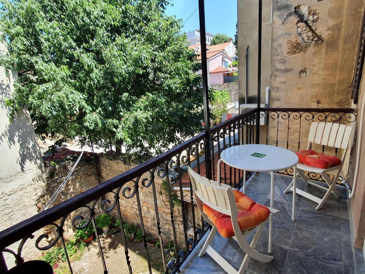 Apartment Tina Pula Exterior foto